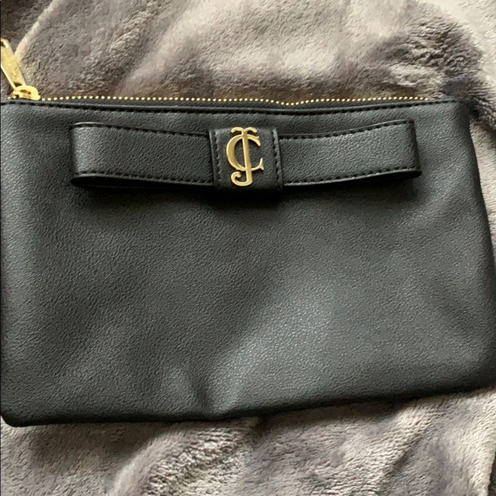 Juicy Couture (1)